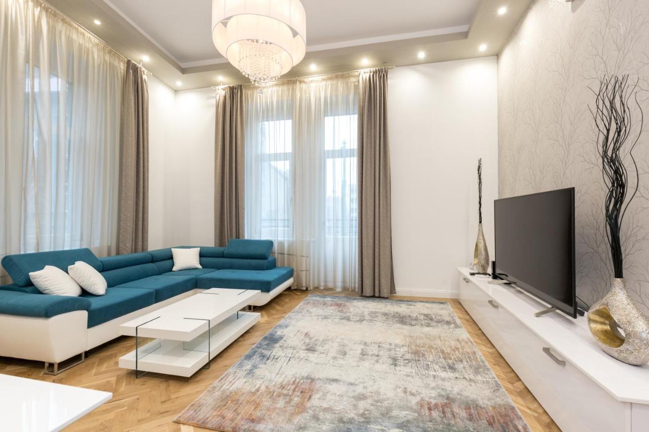 City Center Grand Luxury W 2Br/2Bt Будапеща Екстериор снимка