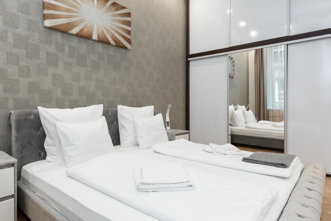 City Center Grand Luxury W 2Br/2Bt Будапеща Екстериор снимка