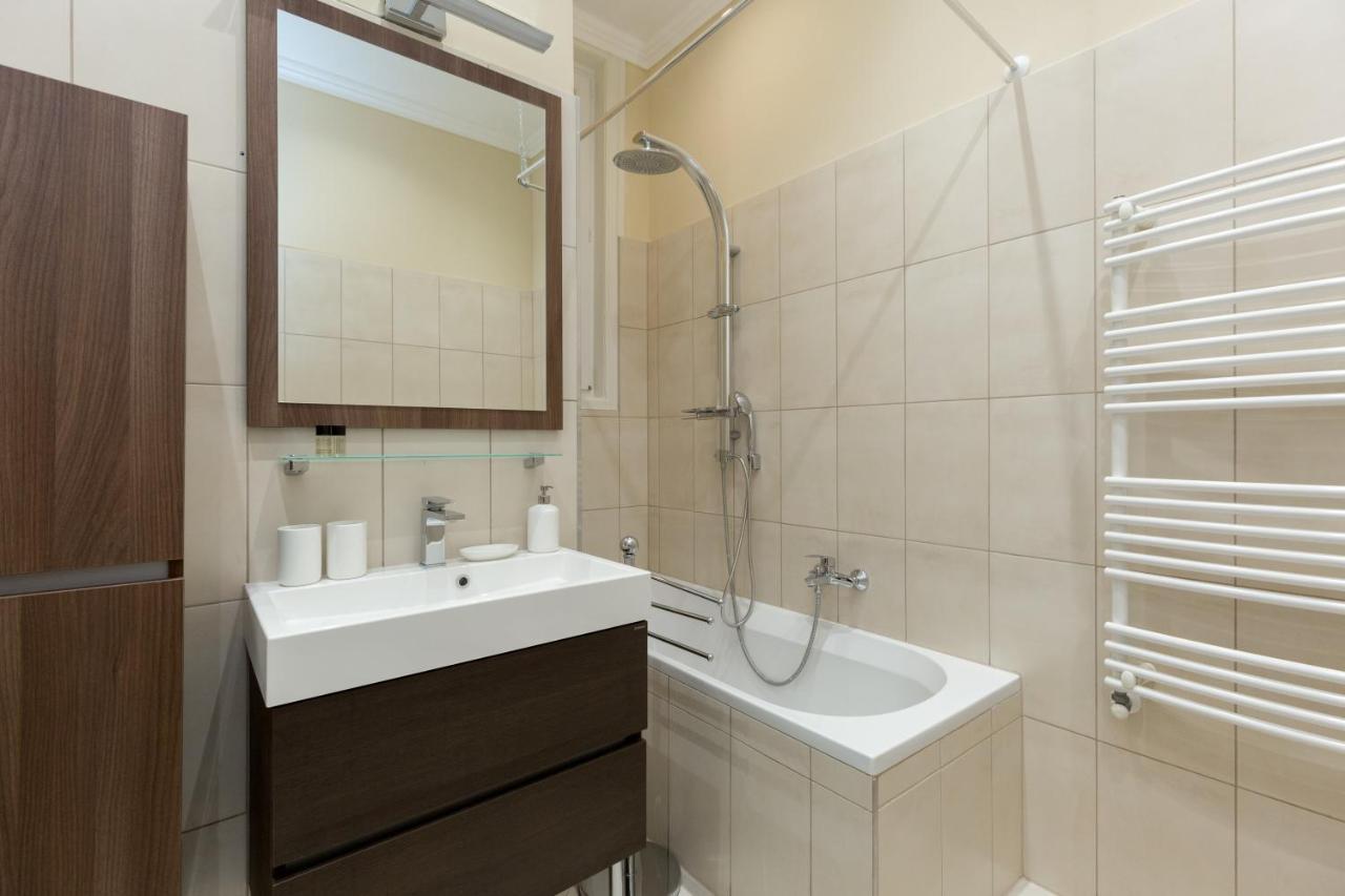 City Center Grand Luxury W 2Br/2Bt Будапеща Екстериор снимка